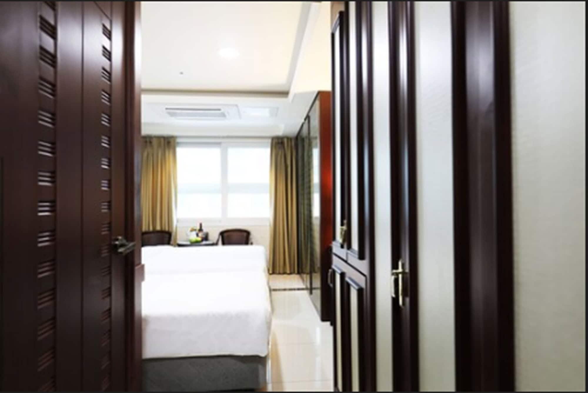 Intercity Seoul Hotel Экстерьер фото
